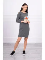Šaty s potlačou Honey girl v grafitovej farbe