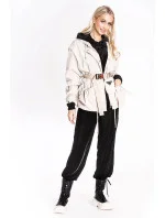 Krátka béžová dámska bunda s opaskom (AG3-03)