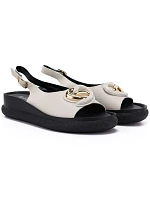 Dámske kožené sandále na platforme béžovej farby S.Barski 61-6047