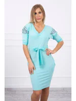 Šaty s krídlami na ramenách mätové