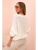 Dámsky sveter s výstrihom do V a gombíkmi v odtieni ecru