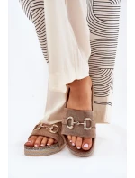 Klapki Damskie Na Platformie Ze Złotą Ozdobą I Brokatem Khaki Morisela