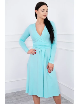 Šaty s prestrihom pod prsiami mincovňa