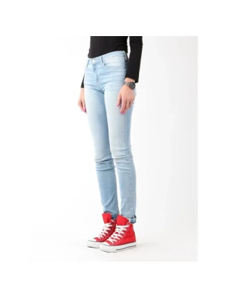 Dámske džínsy Wrangler Skinny Sunkissed W W28KLE86K