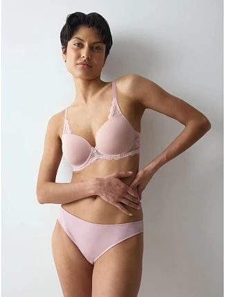 Dámske tangá Pretty Modal String – Sophia – telová farba 1596 – TRIUMPH Dámske tangá Pretty Modal String – Sophia – telová farba 1596 – TRIUMPH