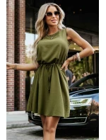 296-14 VICTORIA Trapézové šaty bez rukávov so zaväzovaním v páse - khaki