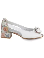 Blokové lodičky s otvorenou špičkou a mašľou biele Potocki 12812 Blokové lodičky s otvorenou špičkou a mašľou biele Potocki 12812