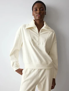 Svetor Velour Rib Sweater krémový Silk White – TRIUMPH