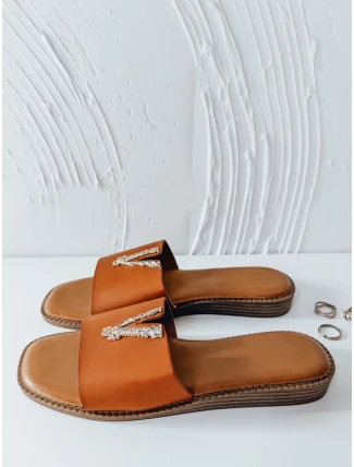 Dámske žabky SOLVINA camel FashionStreet ZY0957
