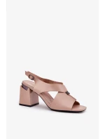 Sandále na podpätku model 212827 Vykročte štýlovo Sandále na podpätku model 212827 Vykročte štýlovo