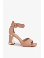 Sandále na podpätku model 214392 Krok v štýle