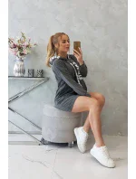 Oversize šaty s kapucňou v grafitovej farbe