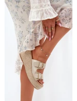 Klapki Damskie Na Koturnie Z Plecionką I Klamrami Złote Pasinea