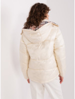 Svetlo béžová dámska zimná bunda s kapucňou