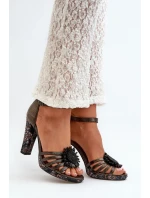 Sandále na podpätku model 198879 Vykročte štýlovo Sandále na podpätku model 198879 Vykročte štýlovo
