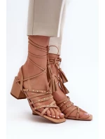 Sandále na podpätku model 197582 Vykročte štýlovo Sandále na podpätku model 197582 Vykročte štýlovo