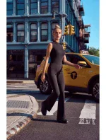 Rozšírené nohavice s vysokým pásom M704 čierne - MOE Rozšírené nohavice s vysokým pásom M704 čierne - MOE