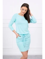 Viskózové šaty s viazaním v páse v mätovej farbe