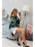 Netopierie šaty s viazaním v páse zelenej