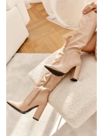 Topánky na podpätku model 220511 Krok vo veľkom štýle