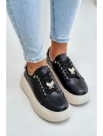 Skórzane Sneakersy Damskie Na Platformie Z Przypinką Vinceza 89101 Czarne