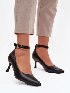 Lodičky s ihlovým podpätkom model 221171 Krok vo veľkom štýle