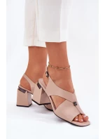 Sandále na podpätku model 212827 Vykročte štýlovo Sandále na podpätku model 212827 Vykročte štýlovo
