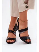 Sandále na podpätku model 212908 Krok vo veľkom štýle Sandále na podpätku model 212908 Krok vo veľkom štýle