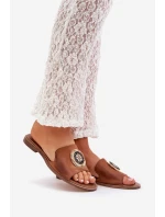 Skórzane Klapki Z Ozdobą Na Płaskim Obcasie Lewski 3047/O Camel