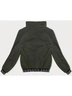 Krátka dámska bunda v army farbe so stojačikom (5M3161) Krátka dámska bunda v army farbe so stojačikom (5M3161)