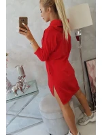 Šaty s kapucňou a dlhším chrbtom červené